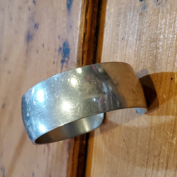 Kirk Pewter 900 - P Cuff Bracelet - Picture 4 of 5